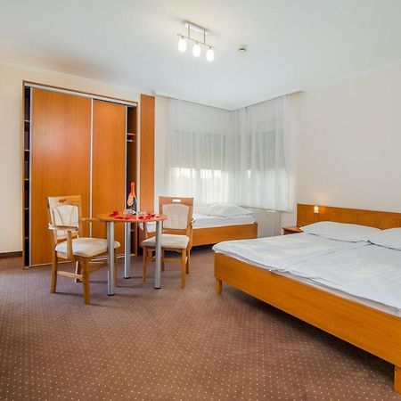 Wellness Hotel-M - Hajdúszoboszló Екстериор снимка