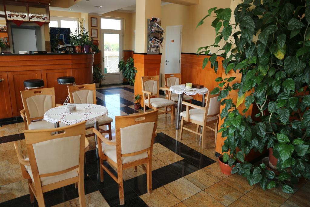 Wellness Hotel-M - Hajdúszoboszló Екстериор снимка