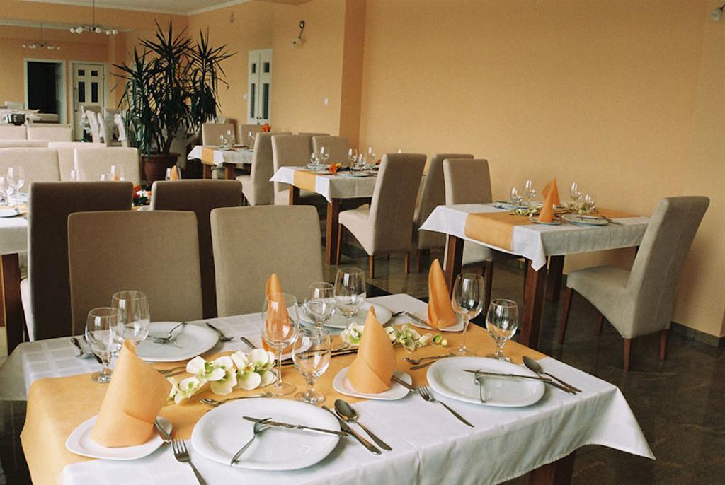 Wellness Hotel-M - Hajdúszoboszló Екстериор снимка