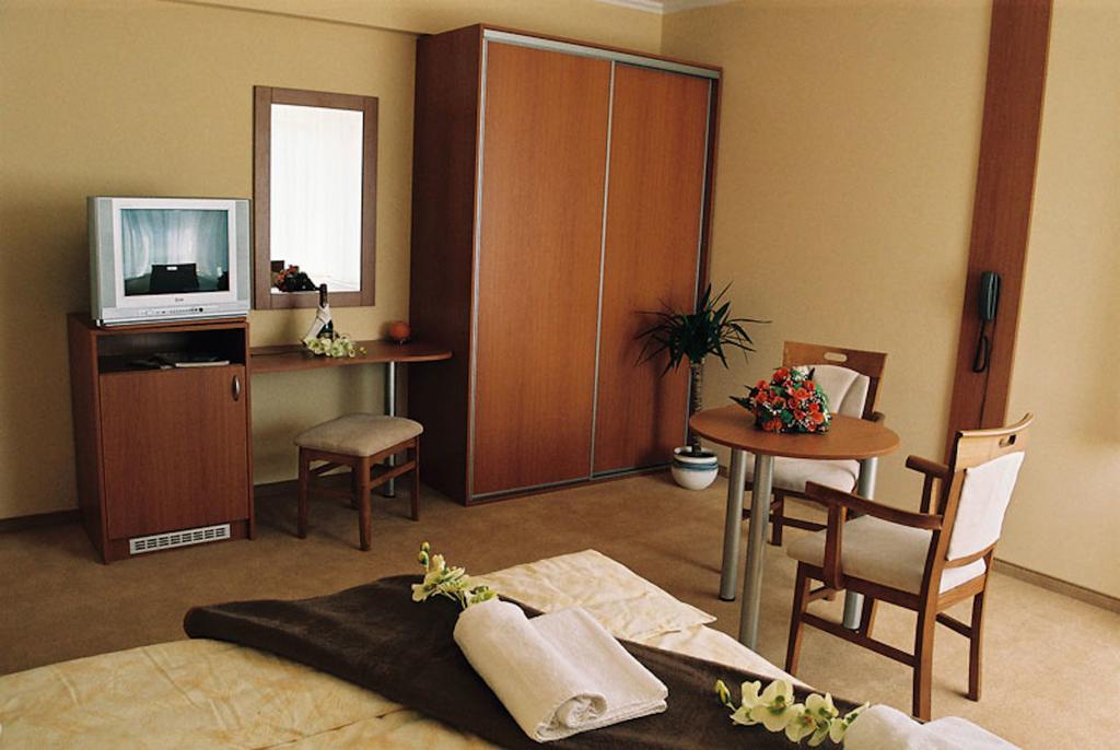 Wellness Hotel-M - Hajdúszoboszló Екстериор снимка