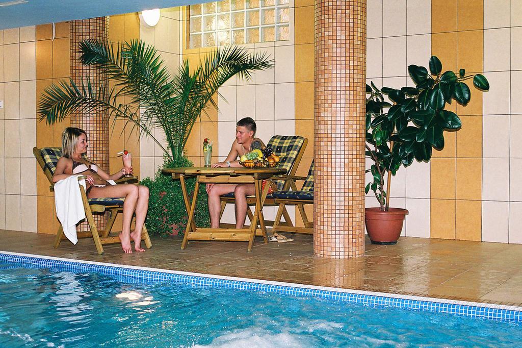 Wellness Hotel-M - Hajdúszoboszló Екстериор снимка